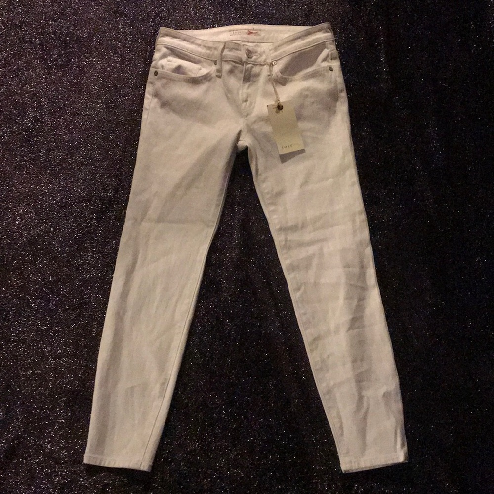 Joie Dandelion White Skinny Crop Jeans.